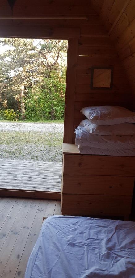 Готель Camping La Chabannerie Saint-Martin-de-Clelles Екстер'єр фото